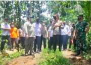 Bupati Tulungagung Kerahkan Alat Berat Untuk Atasi Tanah Longsor di Desa Kalibatur, Kalidawir