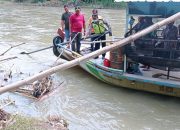 Wanita Tanpa Busana di temukan Terapung di Sungai brantas Desa Jeli Karangrejo