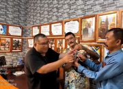 Wakil Ketua DPD PJS Jatim Menyerahkan Tanah dan Bangunan untuk Kantor DPC PJS Kab. Nganjuk