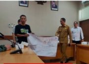Pendemo Tuntut Copot Direktur RSUD dr. Iskak Tulungagung Diduga Salah Gunakan Anggaran SKTM Untuk Berpolitik