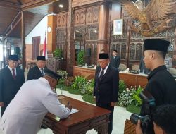 Bupati Tulungagung Rombak 141 Pejabat Administrator dan Pengawas, Gatut Sunu: Jangan Bekerja Biasa-Biasa Saja!