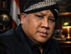 “Dismissal di Meja Hijau, Tersangka di Gedung Merah Putih” Saat “Keserampangan” Anggaran Berujung Rompi Oranye