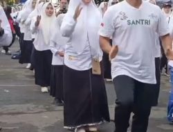 Lestarikan Budaya Lewat Olahraga, Ribuan Kader Fatayat NU Tulungagung “Hijaukan” GOR Lembu Peteng