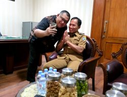 “KALAU PEJABAT TAKUT KERJA, YANG SUSAH RAKYAT: JANGAN BIARKAN TULUNGAGUNG MACET CUMA KARENA OTT!”