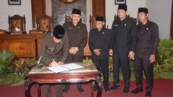 Perkuat Payung Hukum Daerah, DPRD dan Pemkab Tulungagung Sepakati Lima Peraturan Daerah Baru