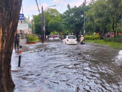 Anomali Cuaca: Dipicu Gelombang Rossby, Banjir Rendam Surabaya di Tengah Musim Kemarau