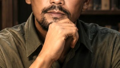 MEREVOLUSI PEMIKIRAN MANUSIA INDONESIA