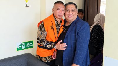 Eko Puguh Prasetijo, S.H., M.H., CPM., CPCLE., CPArb., CPL., dan Gatut Sunu Wibowo