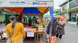 Disperindag Tulungagung dan Kodim 0807 Gelar Bazar Murah HUT Ke-81 TNI, Komoditas Sembako Laris Manis